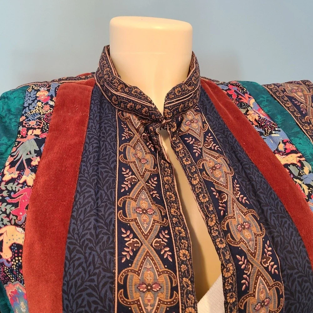 Handmade Vintage Cottagecore Quilt Jacket Boho‎ Upcycled Slow Fashion Vest